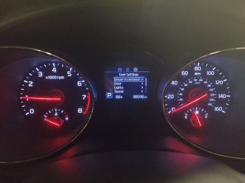 Used 2019 Kia Sedona EX FWD image 23