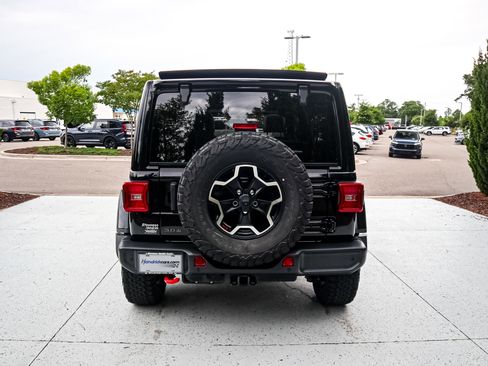 Used 2023 Jeep Wrangler Unlimited Rubicon AWD/4WD image 9