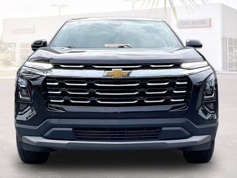 Used 2025 Chevrolet Equinox LT AWD/4WD image 23