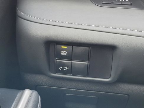 Used 2022 Toyota Highlander XSE image 19