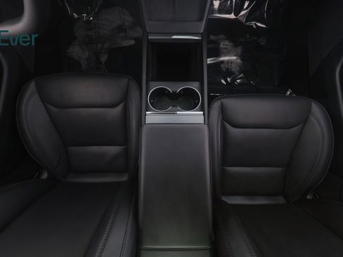 Used 2025 Tesla Model 3 Long Range RWD image 26