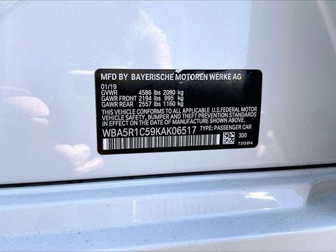 Used 2019 BMW 330i Sedan w/ Convenience Package RWD image 28