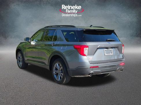 Used 2023 Ford Explorer XLT w/ Equipment Group 202A AWD/4WD image 8