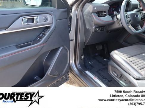 Used 2025 Ford Explorer ST-Line w/ Premium Package image 20