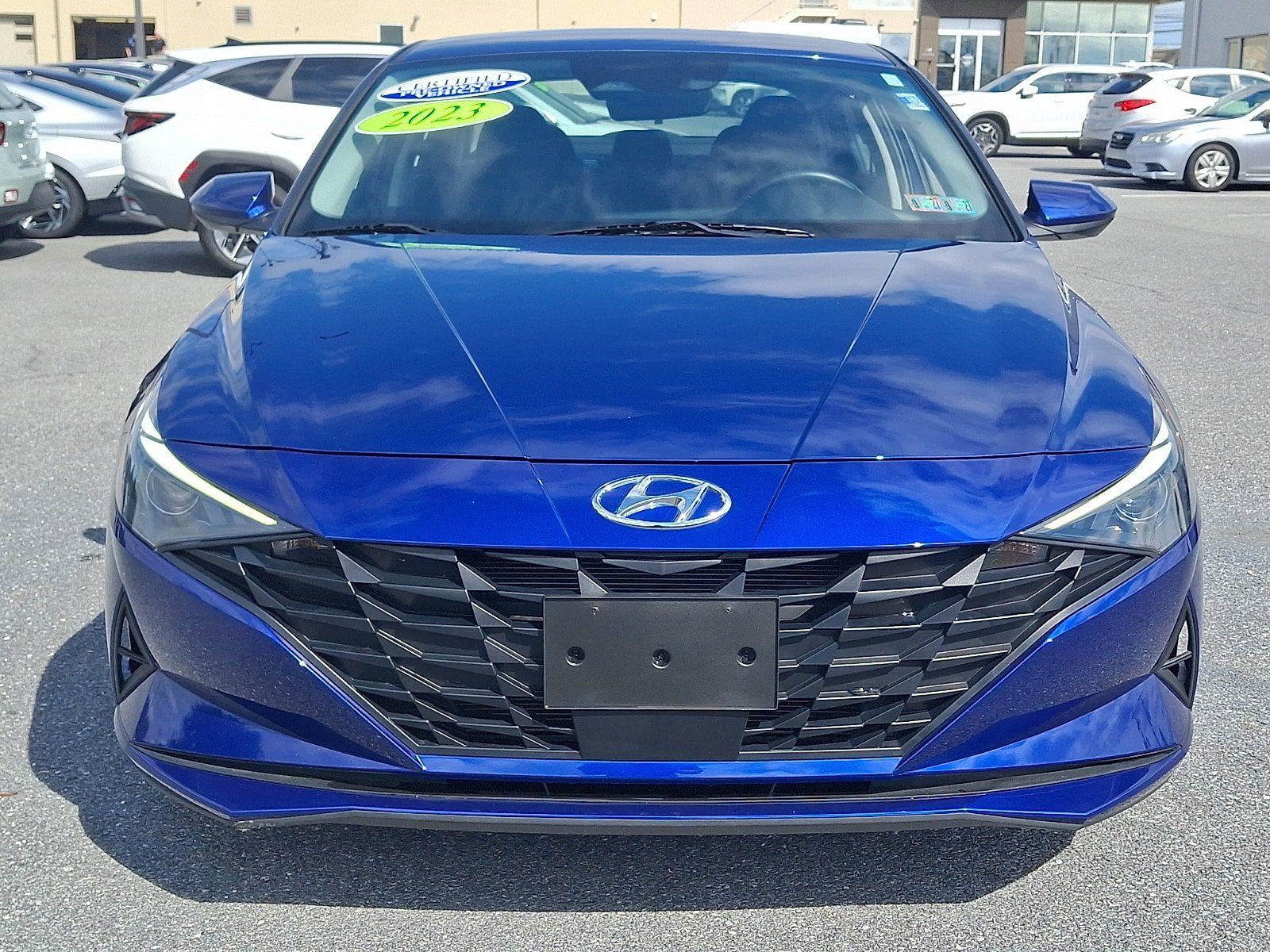 Used 2023 Hyundai Elantra SEL w/ Convenience Package FWD image 2