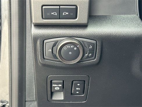 Used 2019 Ford F150 Raptor w/ Equipment Group 802A Luxury image 39