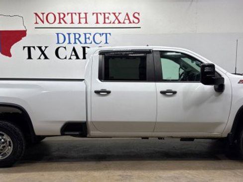 Used 2021 Chevrolet Silverado 2500 W/T w/ WT Convenience Package AWD/4WD image 4