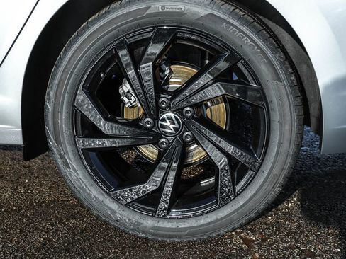 New 2026 Volkswagen Jetta SE image 24