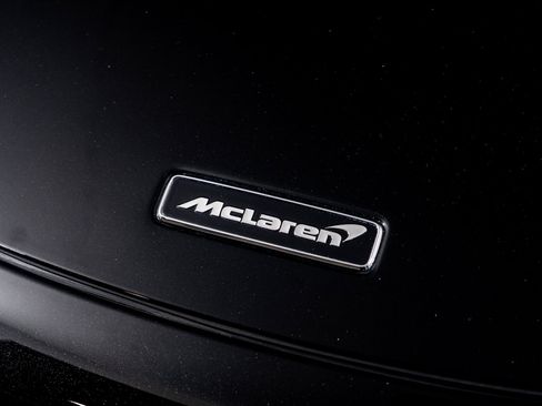 Used 2024 McLaren 750S Spider image 26