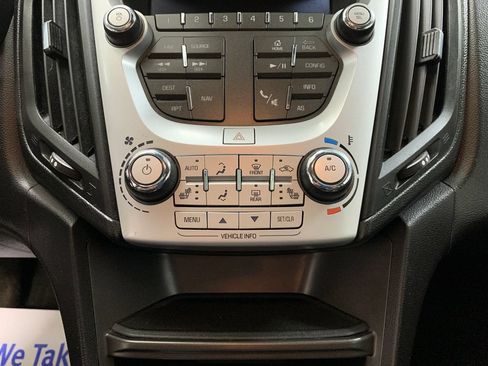 Used 2017 Chevrolet Equinox LT w/ Midnight Edition AWD/4WD image 27