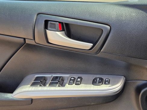 Used 2013 Toyota Camry SE w/ Convenience Pkg FWD image 35