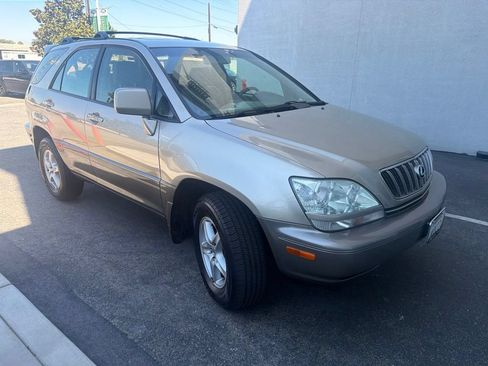 Used 2001 Lexus RX 300 FWD image 2