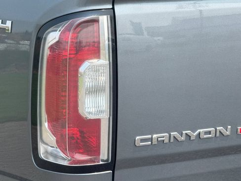 Used 2020 GMC Canyon SLE w/ Elevation Edition AWD/4WD image 44