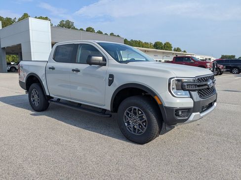New 2026 Ford Ranger XLT w/ Equipment Group 301A High AWD/4WD image 2