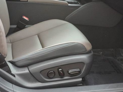 Certified 2025 Lexus ES 350 w/ Premium Package FWD image 24
