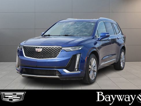 Used 2023 Cadillac XT6 Premium Luxury image 1