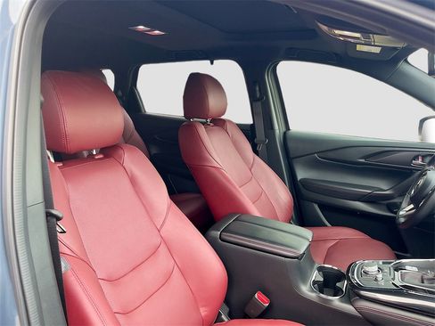 Used 2022 MAZDA CX-9 Carbon Edition image 30