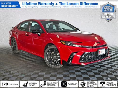Used 2026 Toyota Camry Hybrid image 1