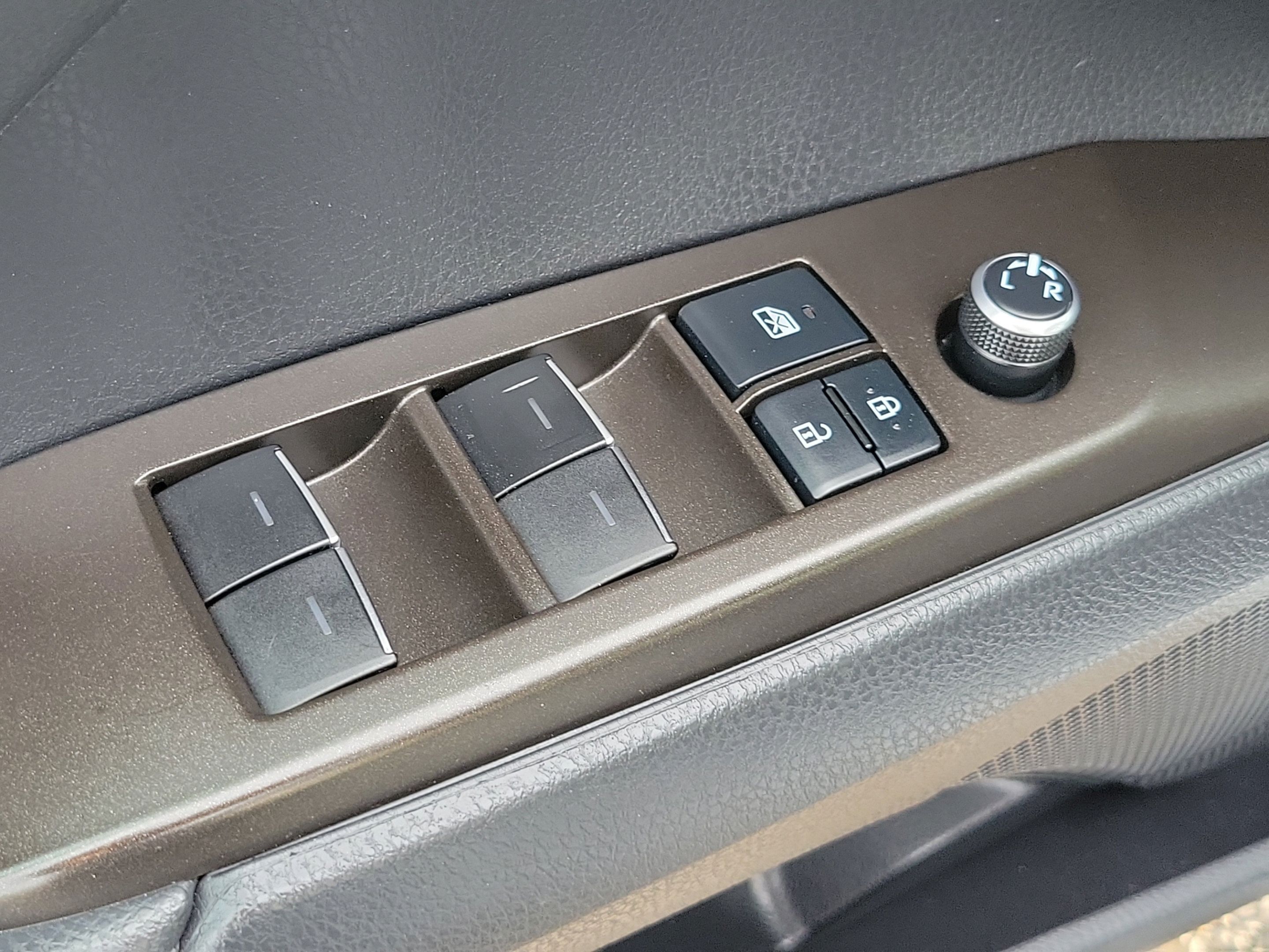 Used 2021 Toyota Camry XSE w/ Navigation Package FWD image 18