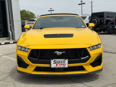 Used 2024 Ford Mustang GT Premium w/ GT Performance Package RWD image 39