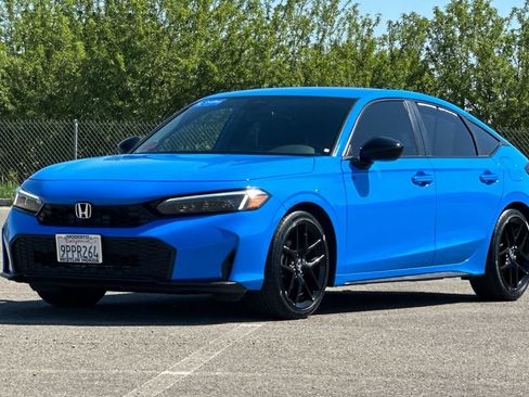 Certified 2025 Honda Civic Sport image 8