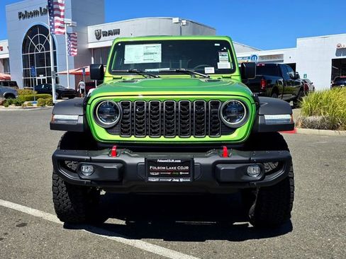 New 2025 Jeep Wrangler Unlimited Rubicon w/ Steel Bumper Group image 2