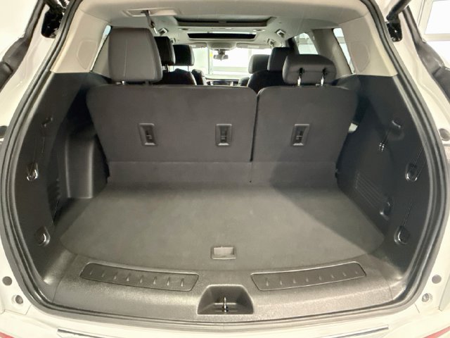 Used 2021 Buick Enclave Avenir w/ Avenir Technology Package AWD/4WD image 24