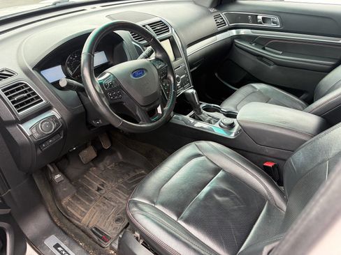 Used 2016 Ford Explorer Sport w/ Equipment Group 401A AWD/4WD image 6