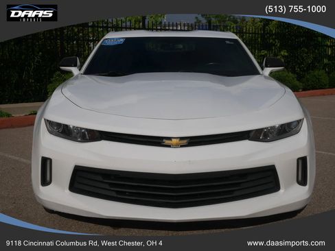 Used 2017 Chevrolet Camaro LT RWD image 2