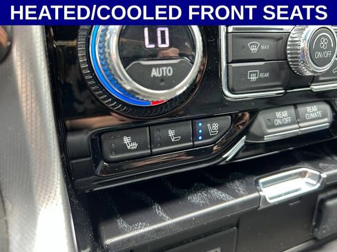 Used 2023 GMC Yukon Denali AWD/4WD image 6