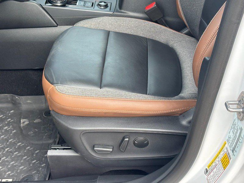Used 2023 Ford Bronco Sport Outer Banks w/ Tech Package AWD/4WD image 17