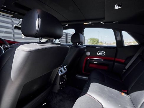 Used 2019 Rolls-Royce Ghost image 40