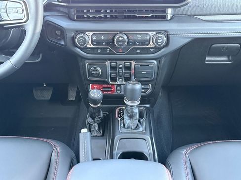 New 2026 Jeep Gladiator Rubicon image 3