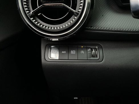 Used 2025 Chevrolet Equinox LT image 21