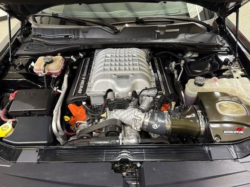 Used 2016 Dodge Challenger SRT Hellcat RWD image 44
