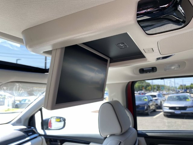New 2026 Honda Odyssey Touring image 9