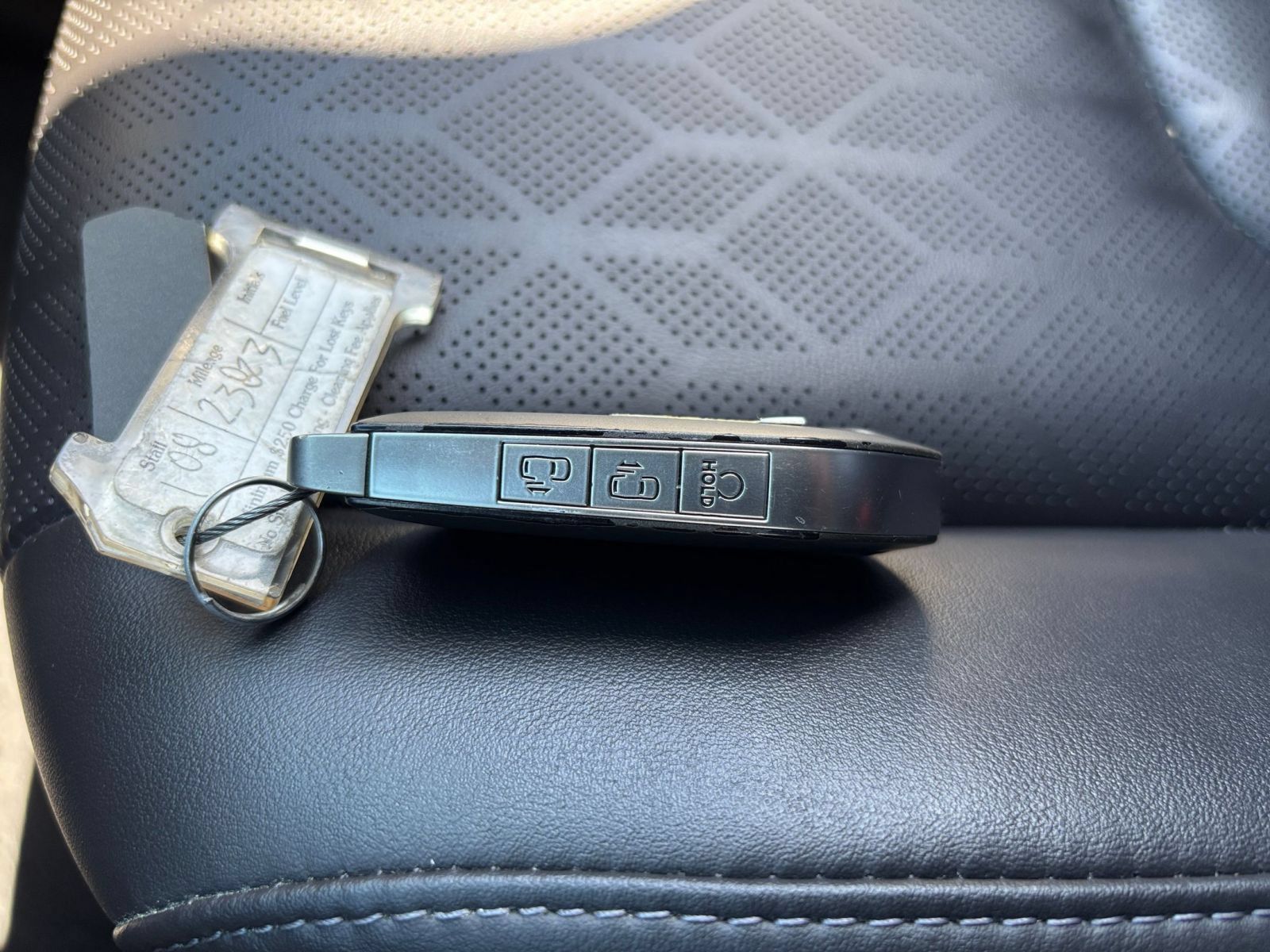 Used 2026 Kia Carnival FWD image 26