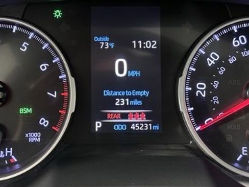 Used 2019 Toyota RAV4 XLE Premium image 19