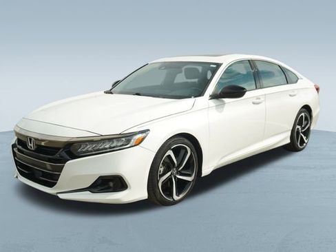 Used 2022 Honda Accord Sport image 3