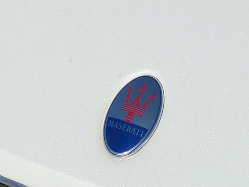 Used 2019 Maserati Levante S GranLusso image 12