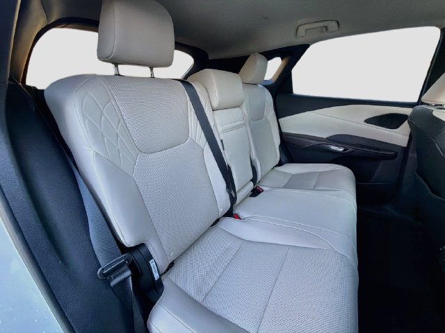 Used 2023 Lexus RX 350 Premium w/ Accessory Package (Z1) AWD/4WD image 25