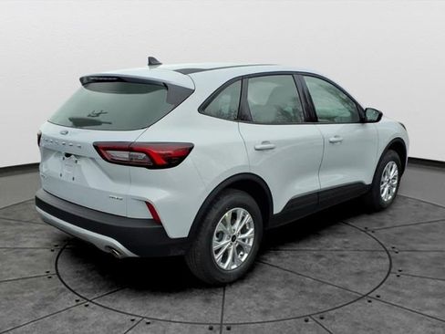 New 2026 Ford Escape Active w/ Cold Weather Package AWD/4WD image 3