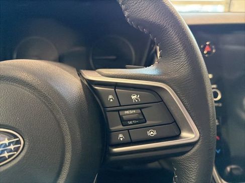 Used 2023 Subaru Outback Premium AWD/4WD image 31