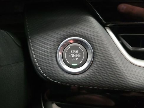 New 2026 Chevrolet Equinox LT image 18