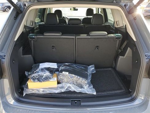 New 2026 Volkswagen Atlas SEL image 7