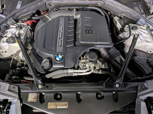 Used 2013 BMW 740i RWD image 25