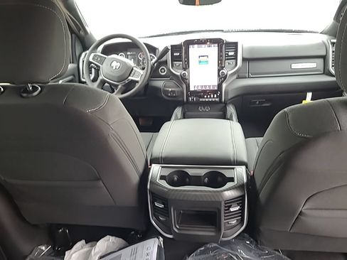 New 2026 RAM 2500 Big Horn AWD/4WD image 26