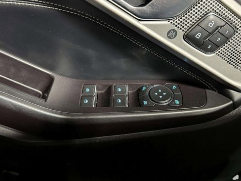 Used 2020 Ford Explorer ST image 9