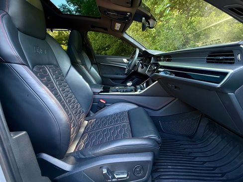 Used 2021 Audi RS 6 AWD/4WD image 28