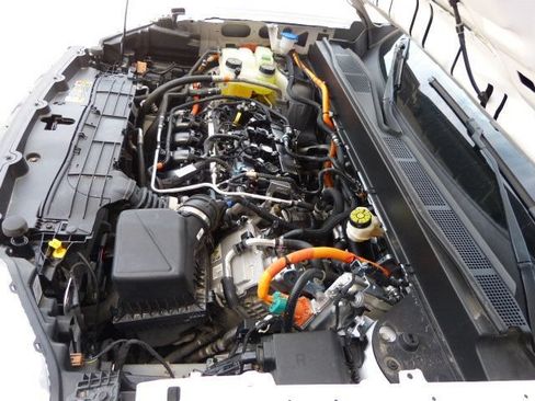 Used 2022 Ford Maverick XL FWD image 10